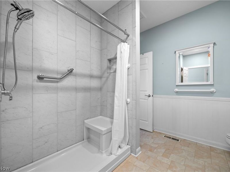 6956 Cottage Circle , North Ridgeville, OH 44039 Photo 21