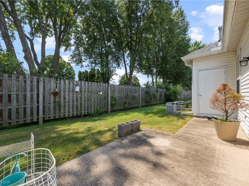 6956 Cottage Circle , North Ridgeville, OH 44039 Photo 32