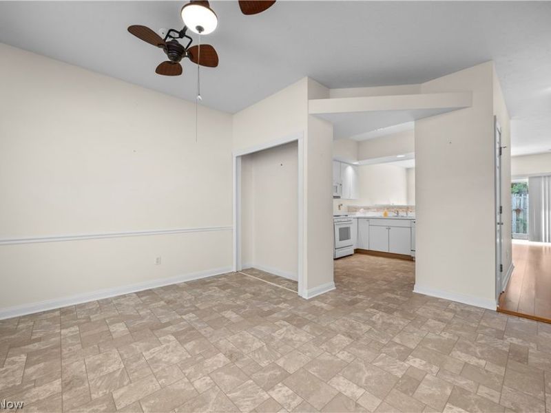 6956 Cottage Circle , North Ridgeville, OH 44039 Photo 8
