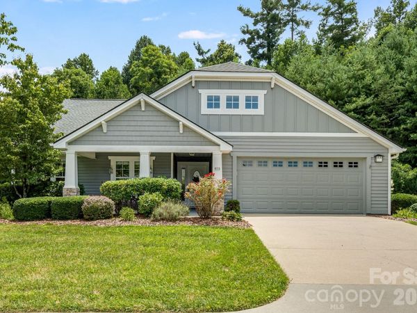 208 Snowy Egret Way, Hendersonville, NC 28792