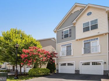 1567 RENATE DRIVE , WOODBRIDGE, VA 22192