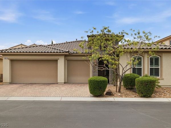 9821 Buttermilk Falls Street , Las Vegas, NV 89178
