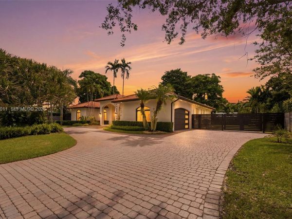 16615 SW 82nd Ct , Palmetto Bay, FL 33157