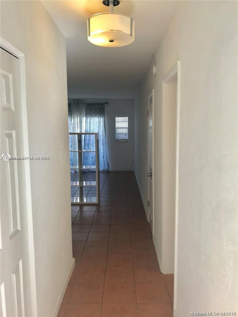 6715 N Kendall Dr, Unit 707, Pinecrest, FL 33156 Photo
