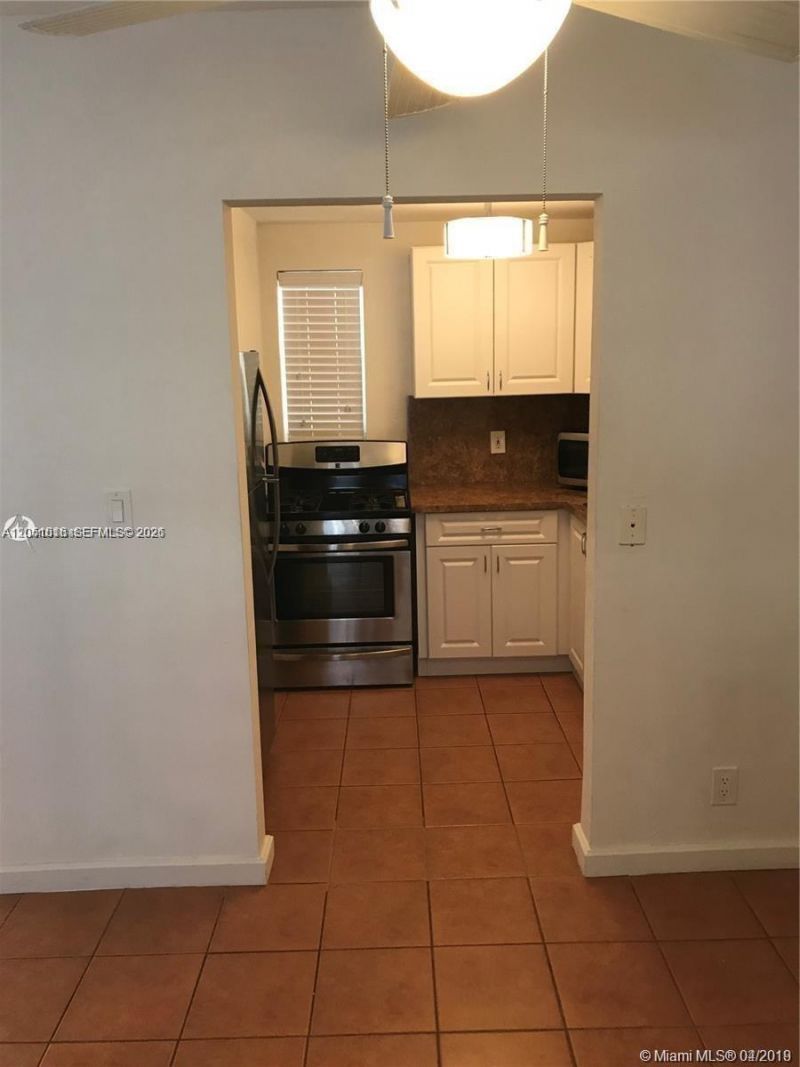 6715 N Kendall Dr, Unit 707, Pinecrest, FL 33156 Photo