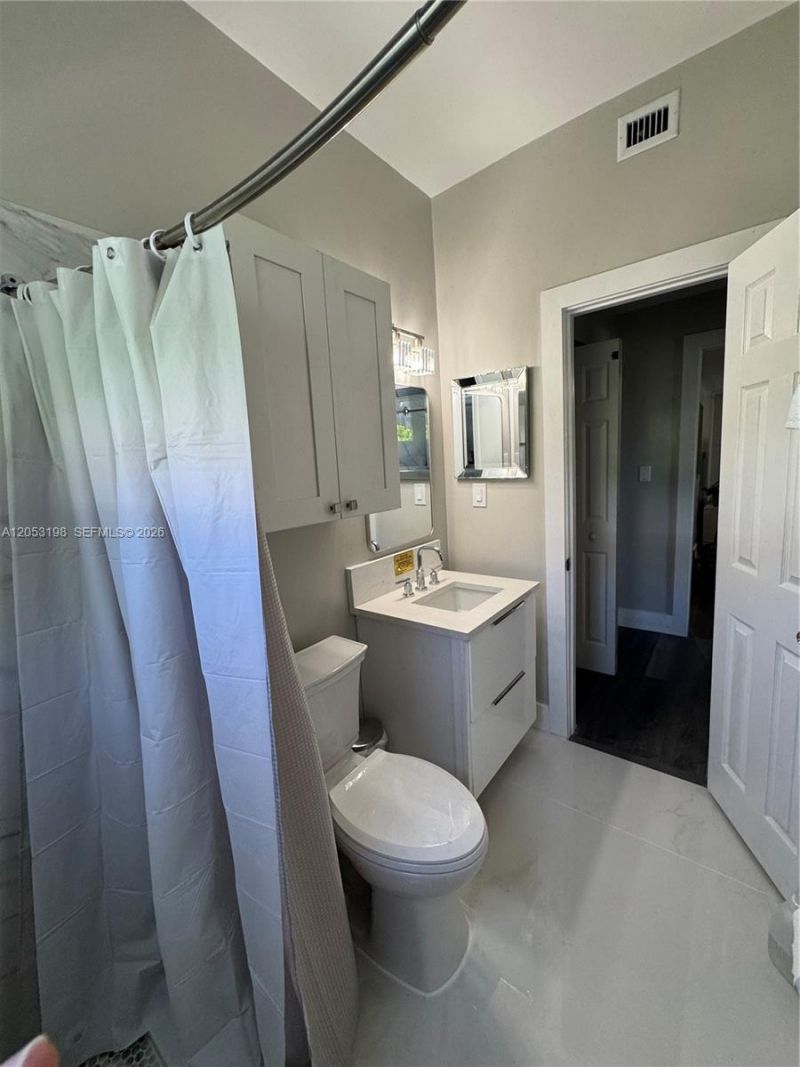 618 30th St, West Palm Beach, FL 33407 Photo