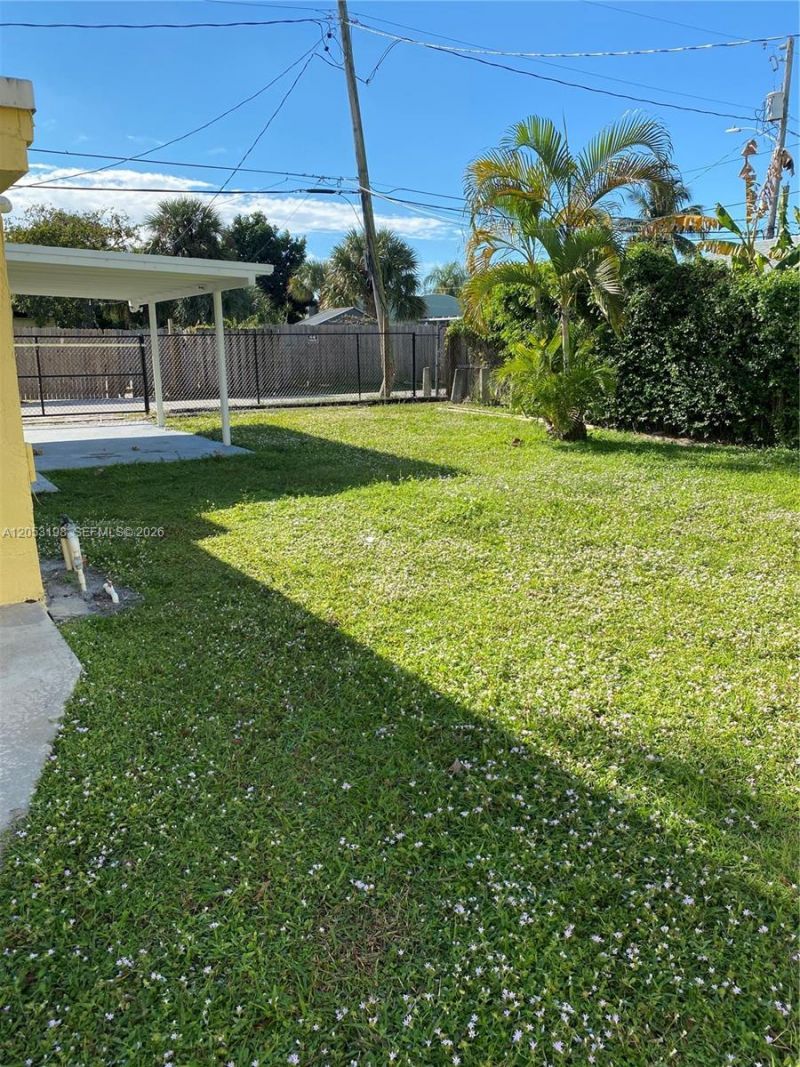 618 30th St, West Palm Beach, FL 33407 Photo