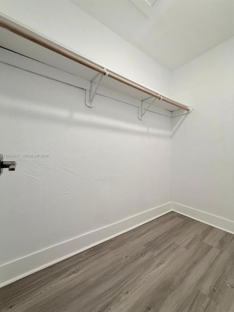 520 SW 5th St , Unit 2, Hallandale Beach, FL 33009 Photo