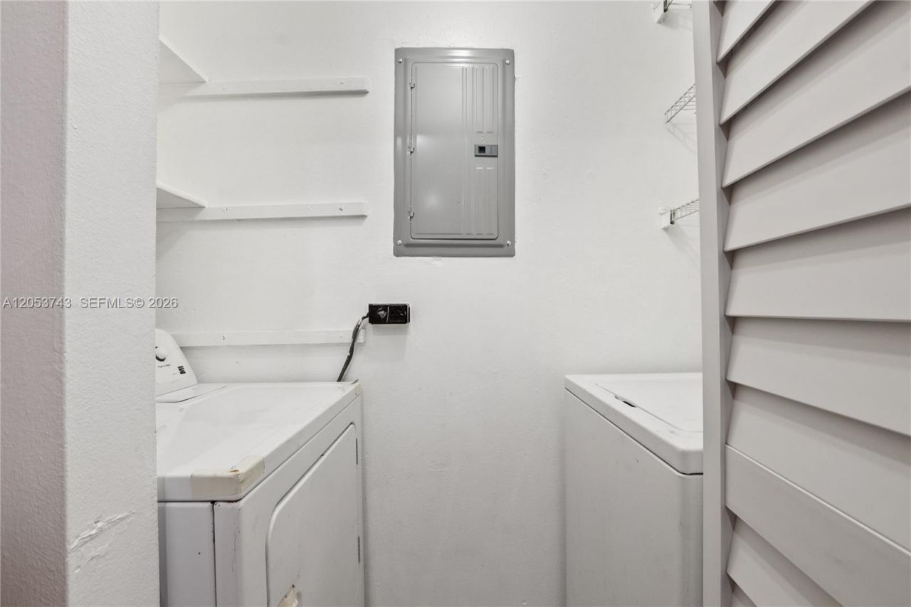12262 SW 10th St , Unit 3-8AI, Miami, FL 33184 Photo