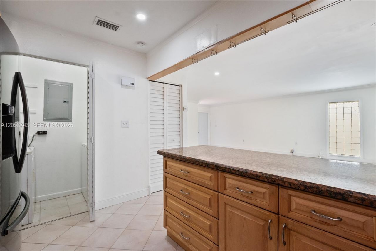 12262 SW 10th St , Unit 3-8AI, Miami, FL 33184 Photo