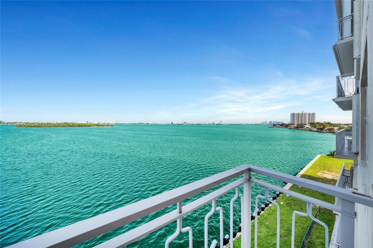 11111 Biscayne Blvd, Unit 5A, Miami, FL 33181 Photo