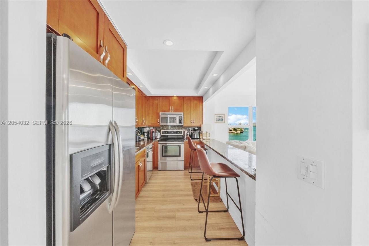 11111 Biscayne Blvd, Unit 5A, Miami, FL 33181 Photo