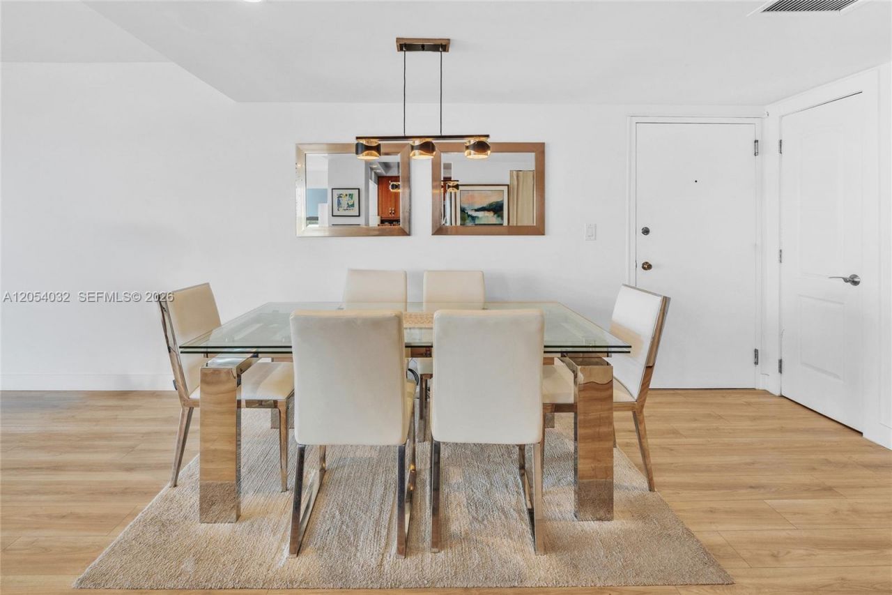 11111 Biscayne Blvd, Unit 5A, Miami, FL 33181 Photo
