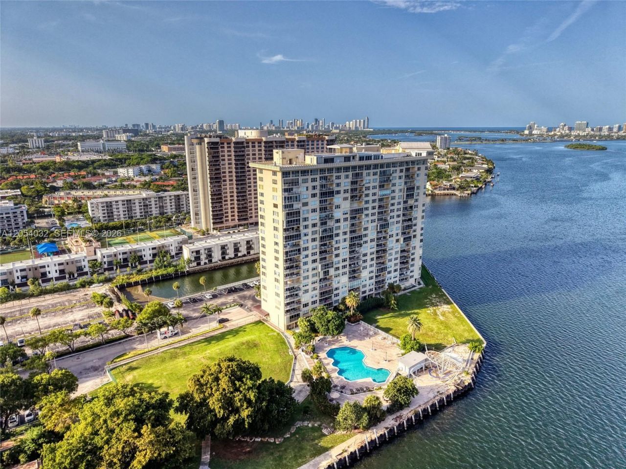 11111 Biscayne Blvd, Unit 5A, Miami, FL 33181 Photo