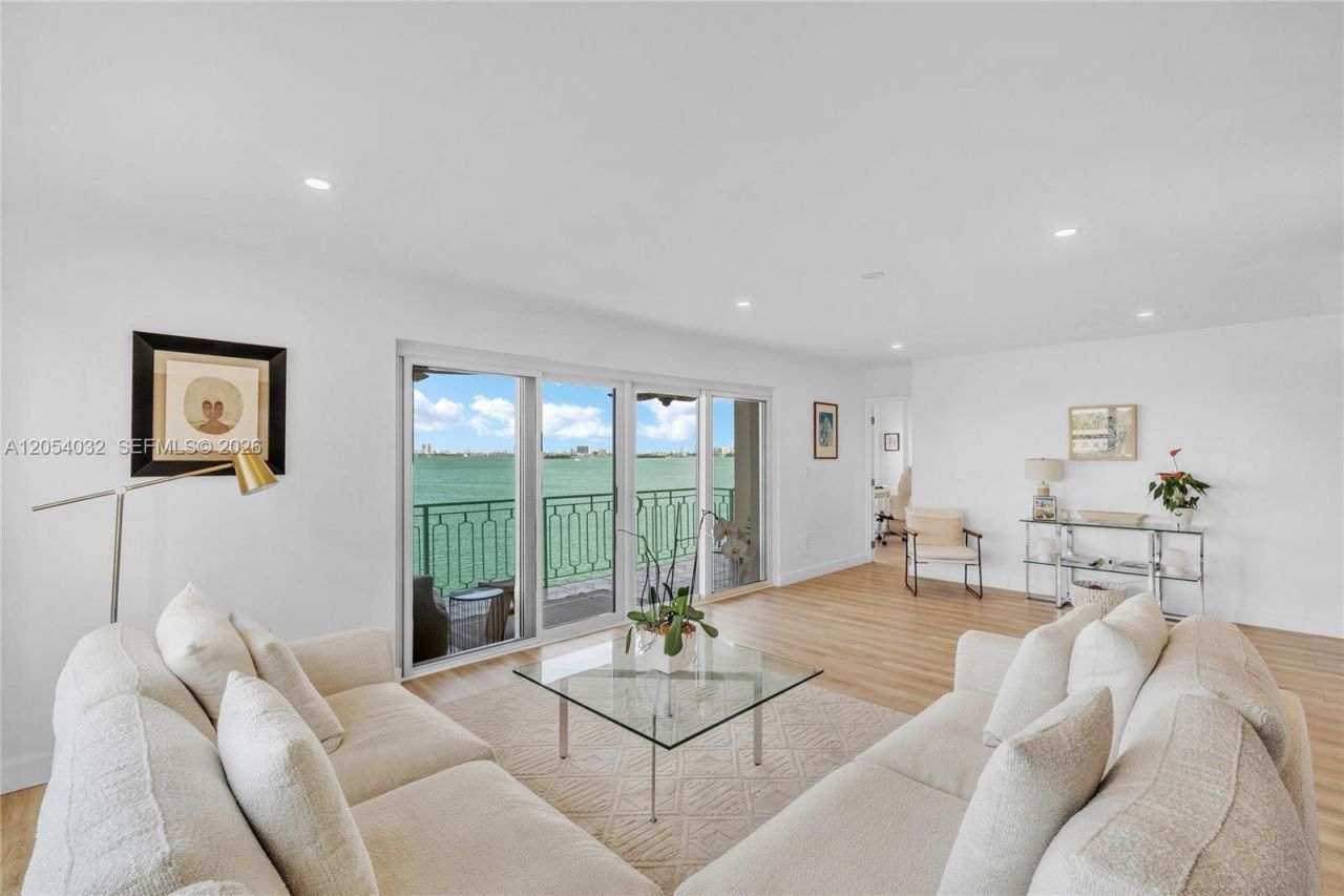 11111 Biscayne Blvd, Unit 5A, Miami, FL 33181 Photo