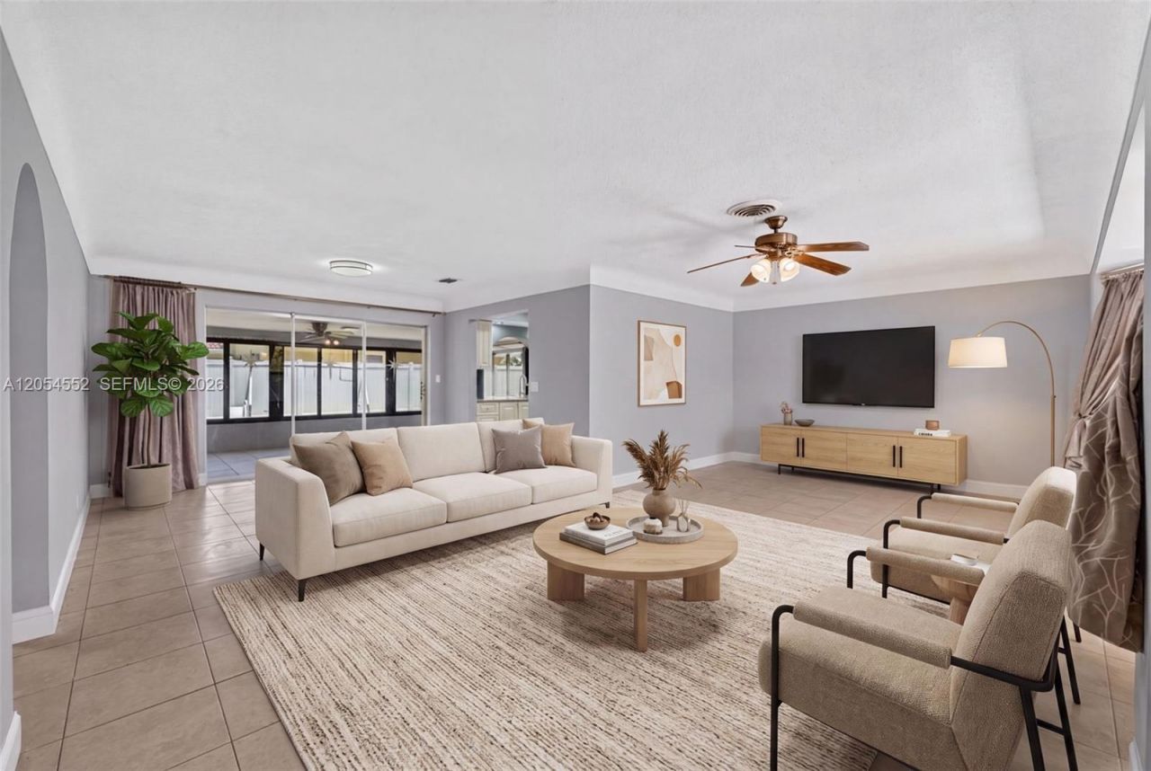 1109 SE 10th St, Deerfield Beach, FL 33441 Photo