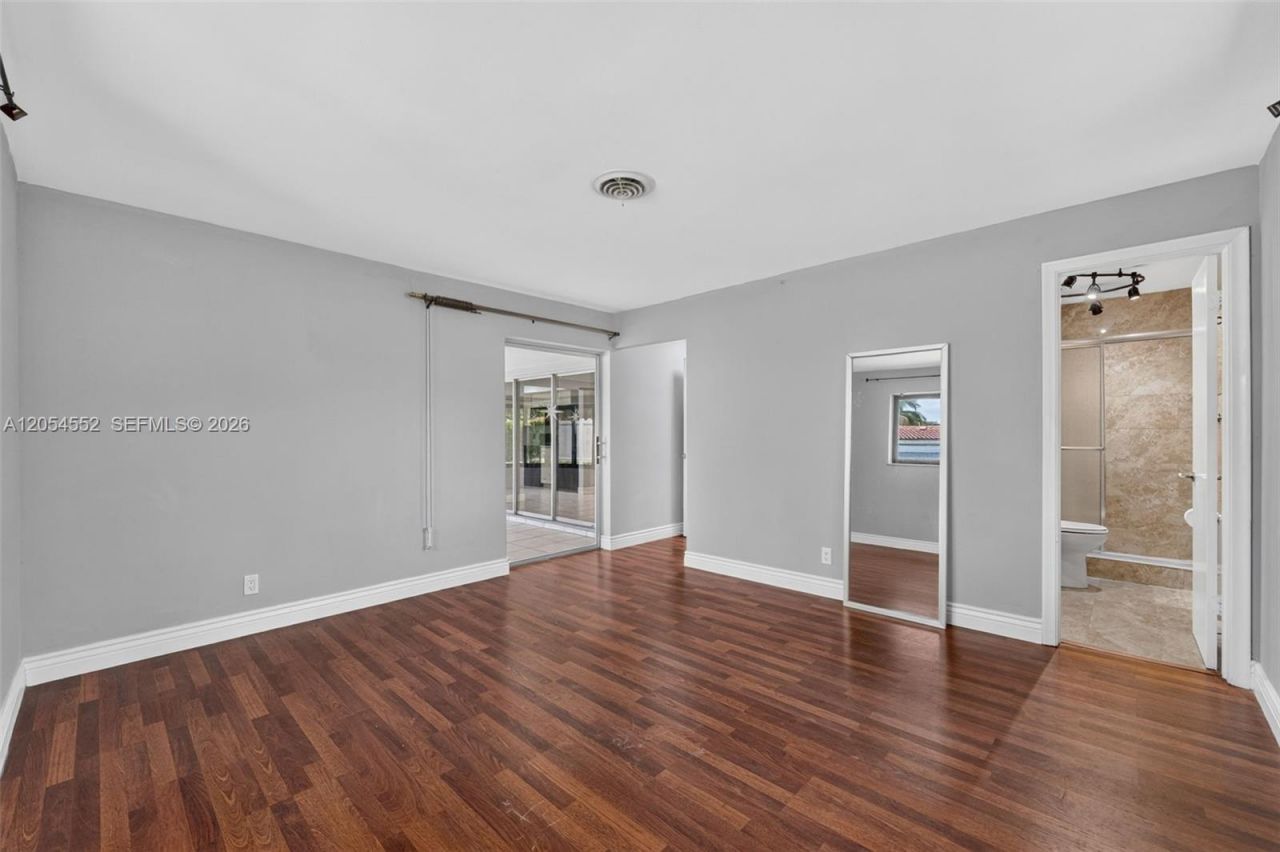 1109 SE 10th St, Deerfield Beach, FL 33441 Photo