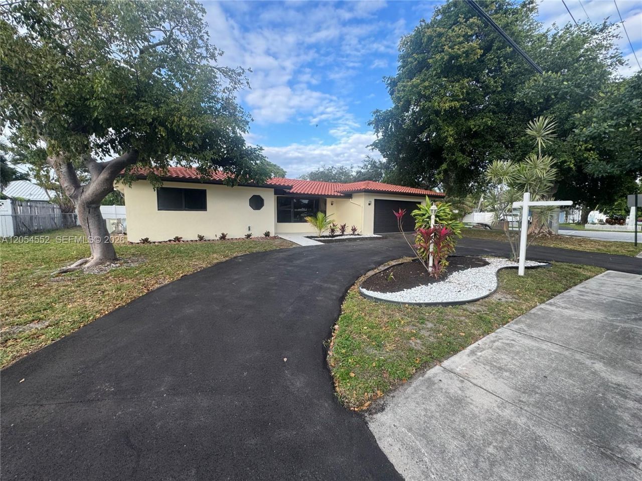 1109 SE 10th St , Deerfield Beach, FL 33441 Photo