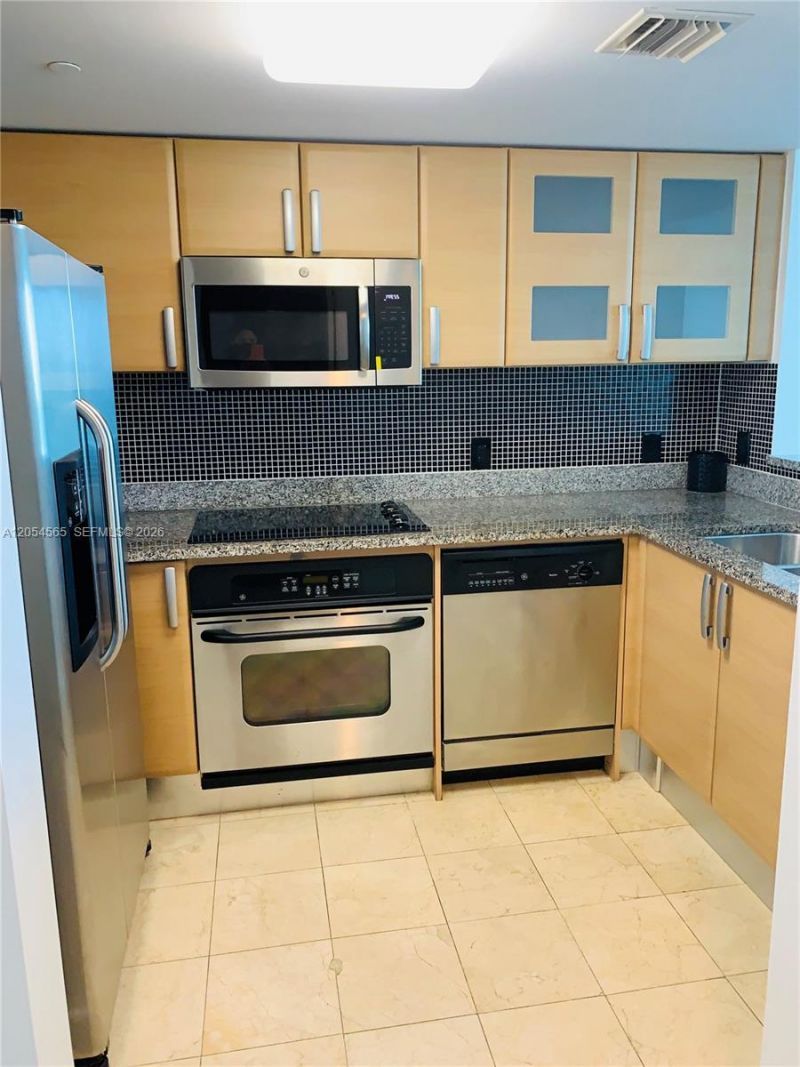 2101 Brickell Ave , Unit 2611, Miami, FL 33129 Photo