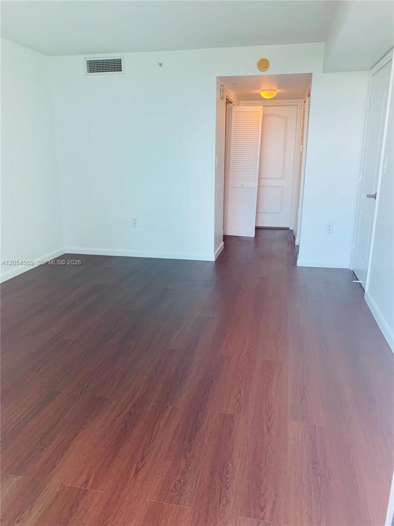 2101 Brickell Ave , Unit 2611, Miami, FL 33129 Photo