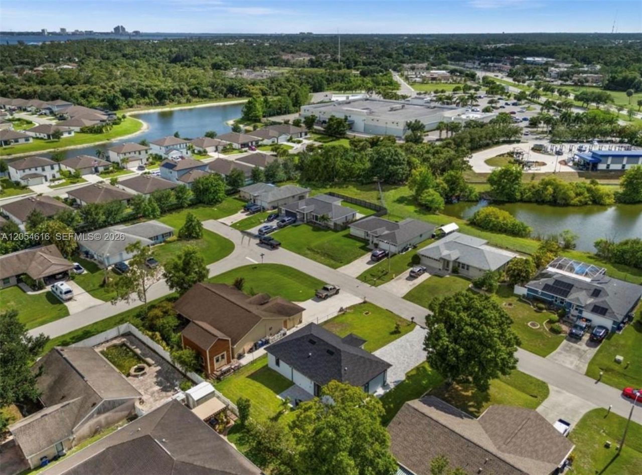 16264 Horizon Rd , North Fort Myers, FL 33971 Photo