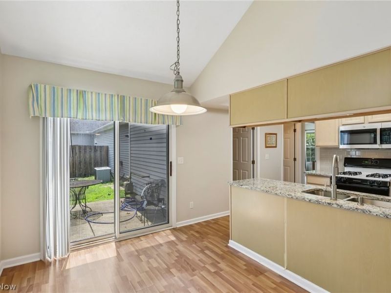 951 E Kensington Lane , Unit 8C, Streetsboro, OH 44241 Photo 11