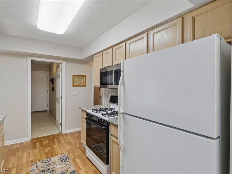 951 E Kensington Lane , Unit 8C, Streetsboro, OH 44241 Photo 13
