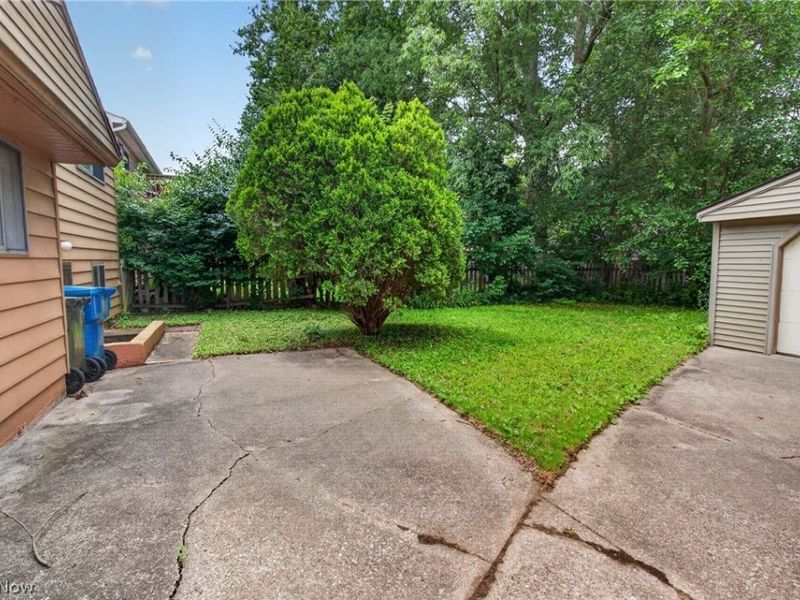 6500 Rosebelle Avenue, North Ridgeville, OH 44039 Photo 24