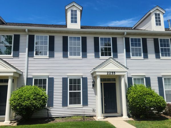 2255 Georgetown Circle , Aurora, IL 60503