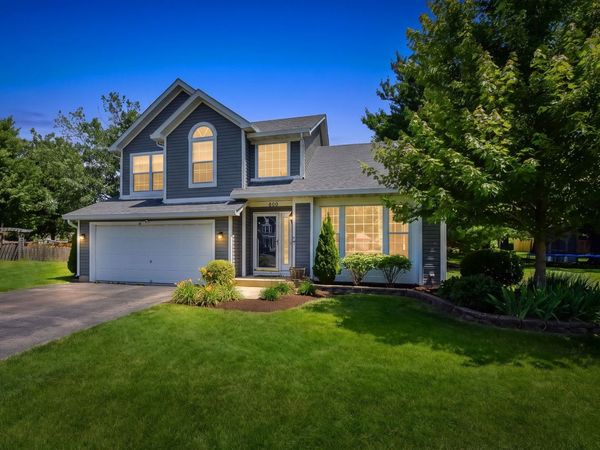 606 BERKSHIRE Court , Oswego, IL 60543