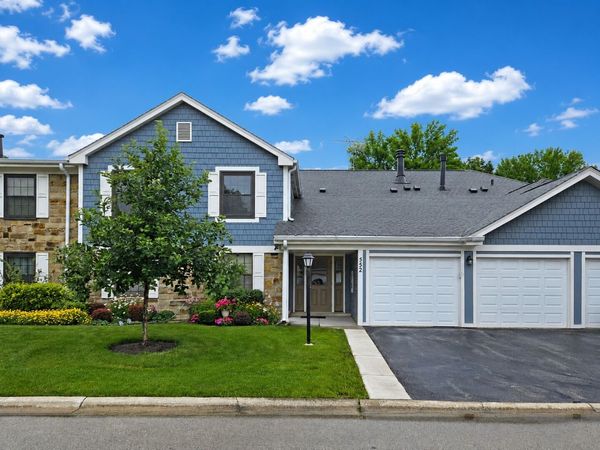 552 Greystone Lane , Unit C2, Wheeling, IL 60090