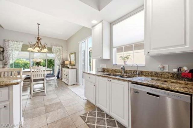 2314 Heydon Cir W, Naples, FL 34120 Photo