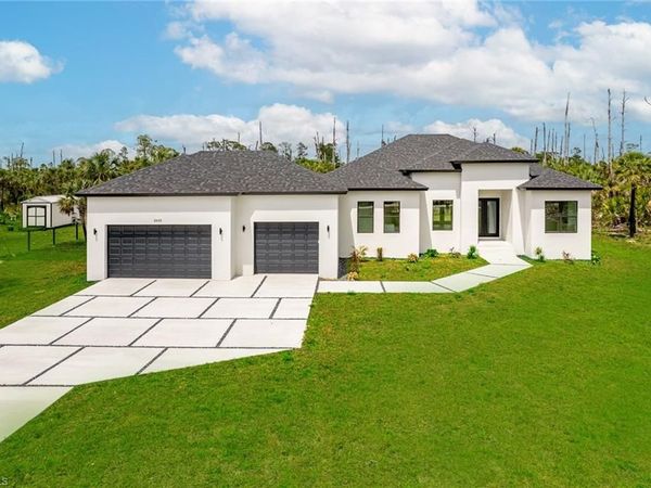 2633 22nd AVE SE, NAPLES, FL 34117