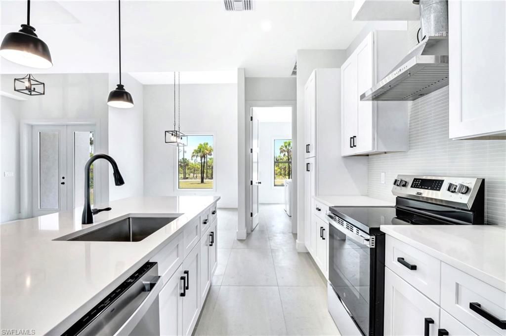 2633 22nd Ave Se, Naples, FL 34117 Photo