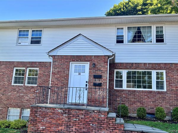 59 Weeks Avenue, Oyster Bay, NY 11771