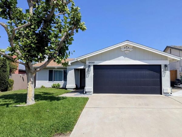 10055 Canright Way, San Diego, CA 92126