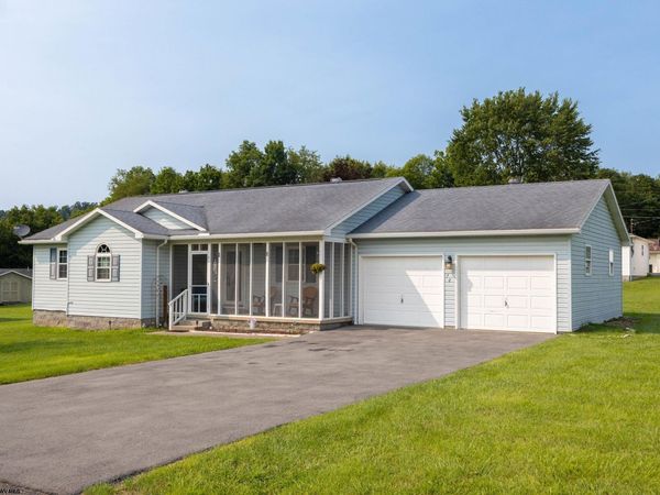 72 Hillview Drive, Lost Creek, WV 26385