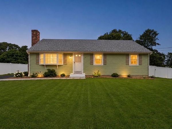 40 North Street, Dennis, MA 02639