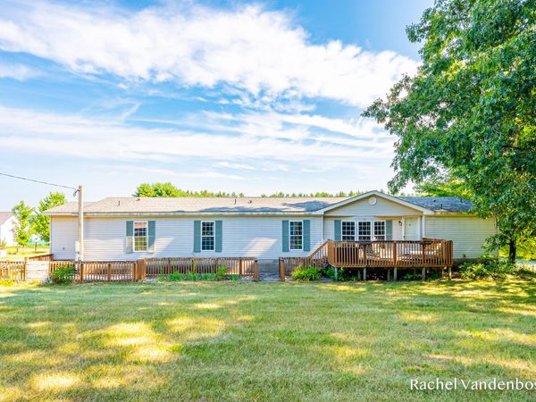 8456 Centerline Road, Saranac, MI 48881