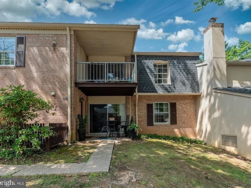 285 Old Forge Crossing , Unit 285, Devon, PA 19333 Main Photo