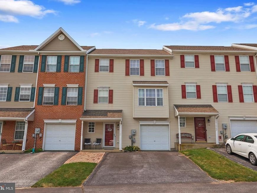 180 Country Ridge Drive , Red Lion, PA 17356 Main Photo