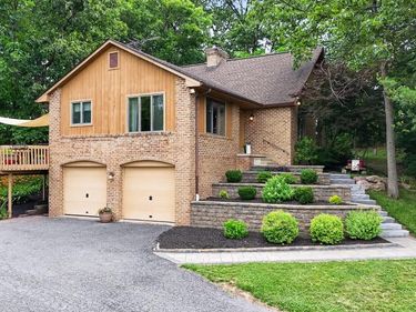 2571 VALLEY VIEW ROAD , MORGANTOWN, PA 19543