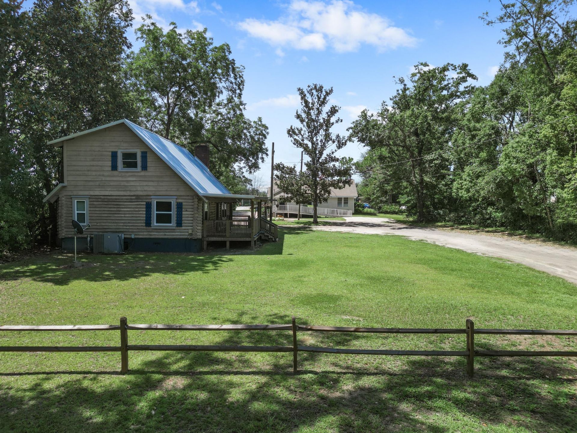 20473 NW Walnut Avenue, Blountstown, FL 32424 Photo