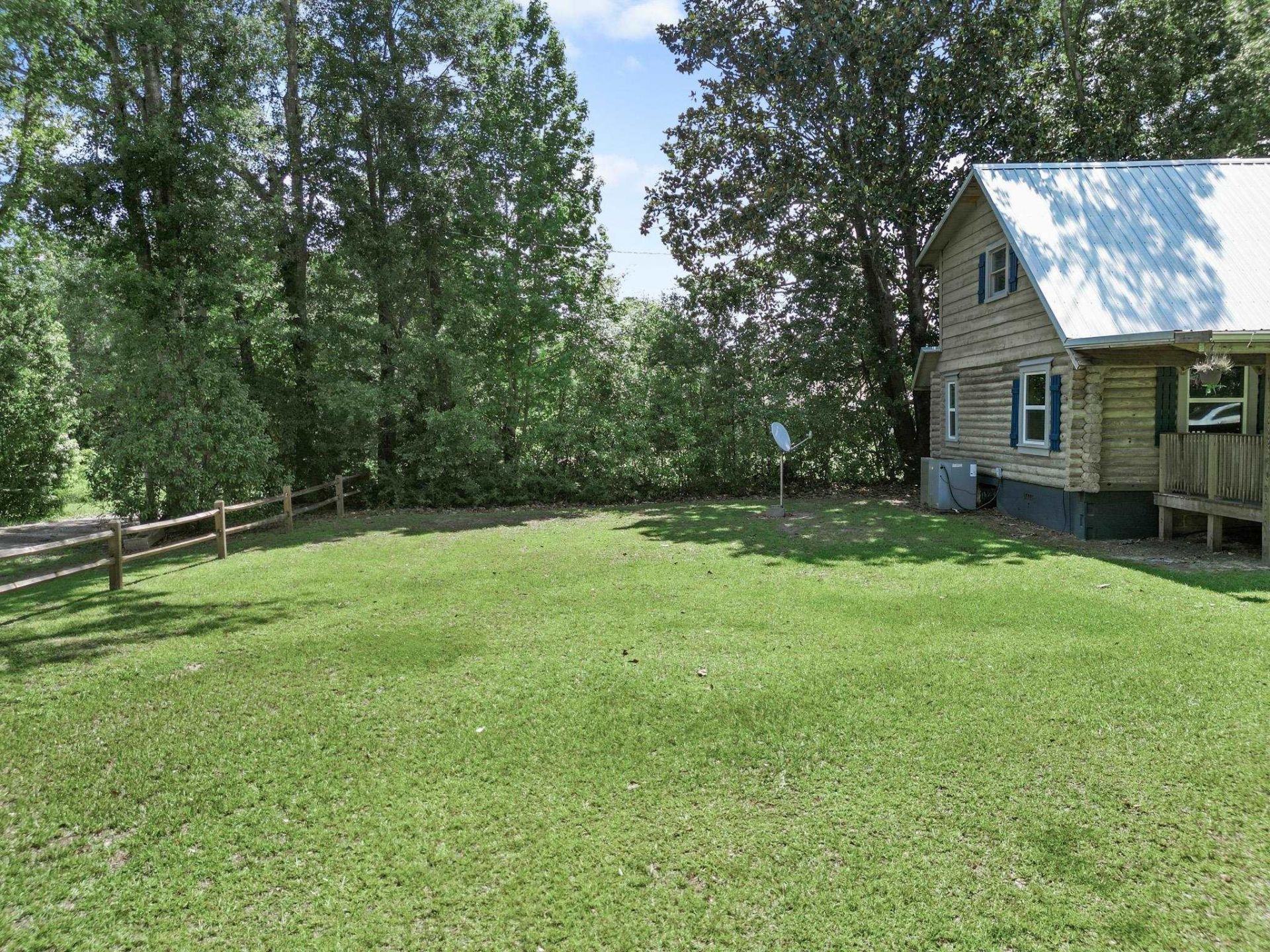 20473 NW Walnut Avenue, Blountstown, FL 32424 Photo
