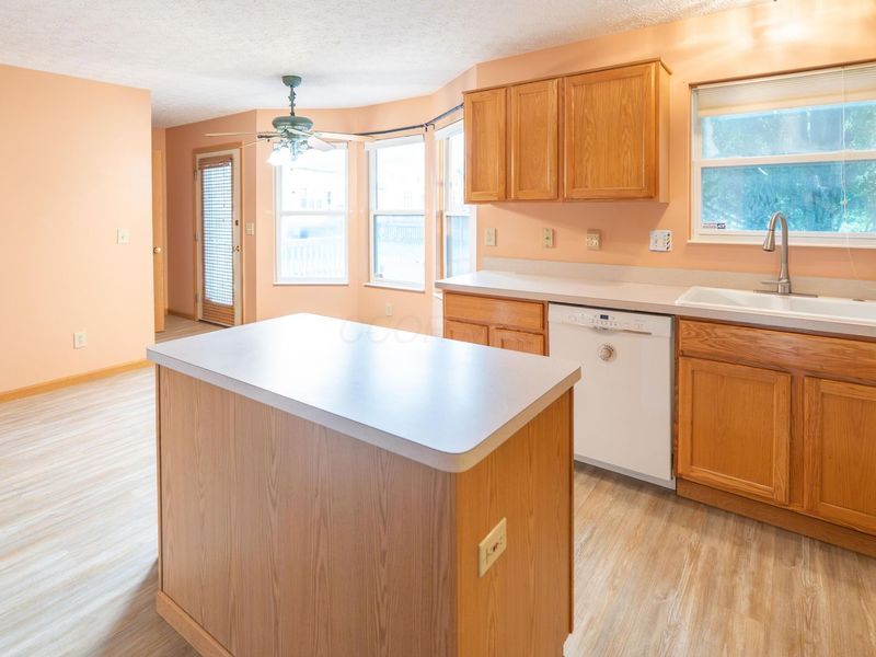 10 Wrens Nest Court , Pataskala, OH 43062 Photo 10