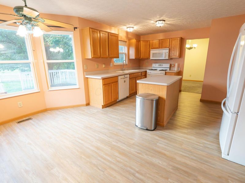 10 Wrens Nest Court , Pataskala, OH 43062 Photo 11