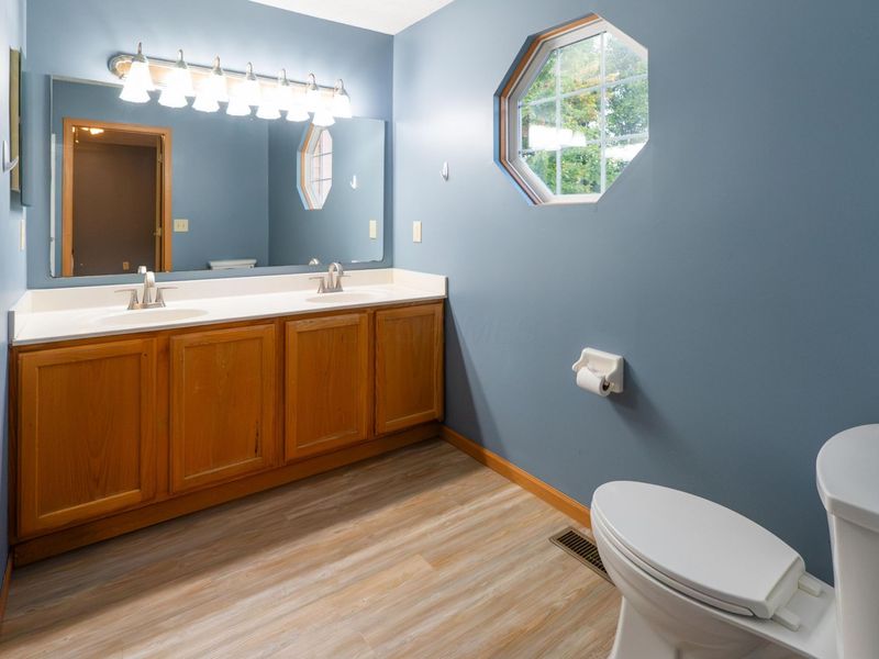 10 Wrens Nest Court , Pataskala, OH 43062 Photo 21