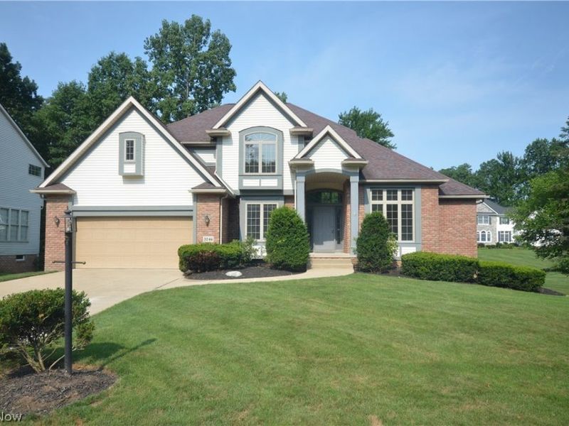 3246 Crown Pointe Drive, Stow, OH 44224 Photo 3