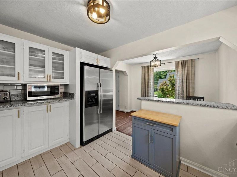 6408 Girard Avenue, Cincinnati, OH 45213 Photo 11