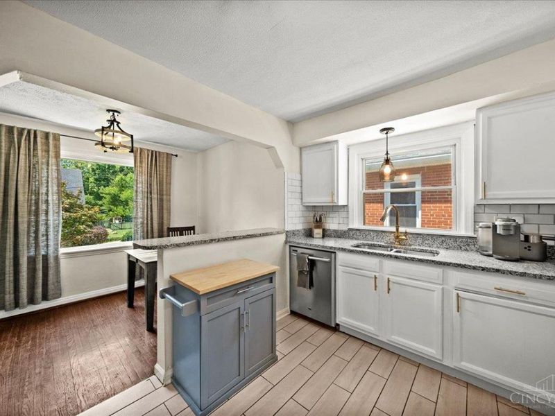 6408 Girard Avenue, Cincinnati, OH 45213 Photo 7